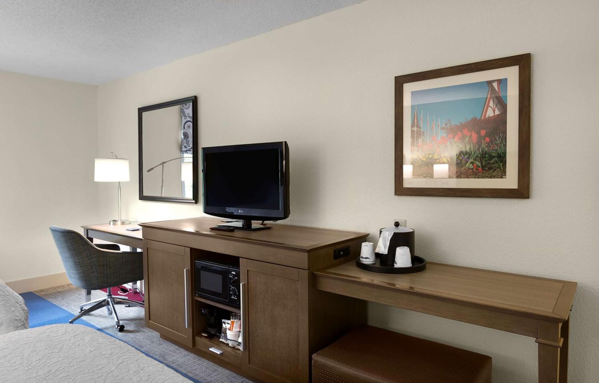 Hampton Inn Helen Exteriör bild