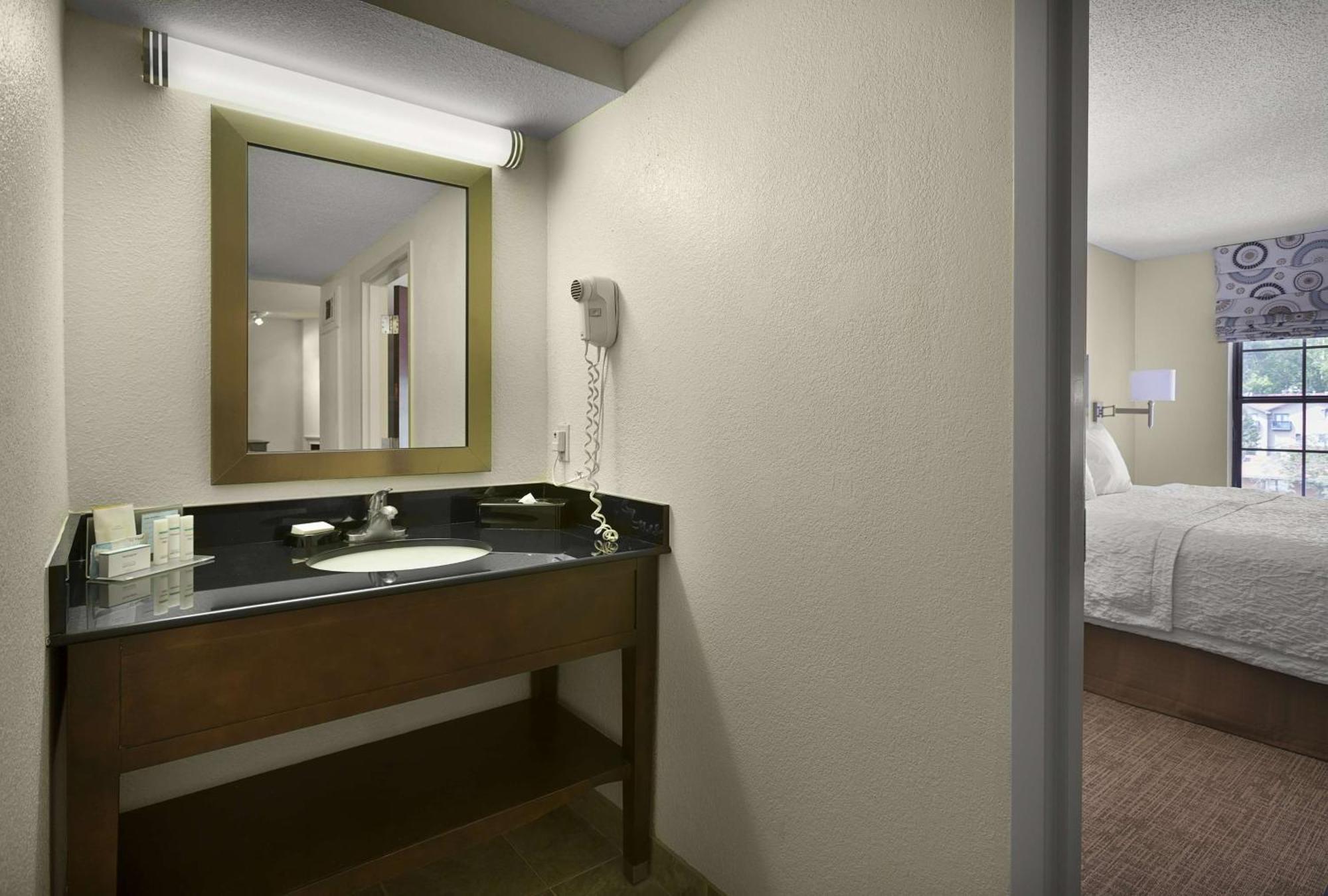 Hampton Inn Helen Exteriör bild